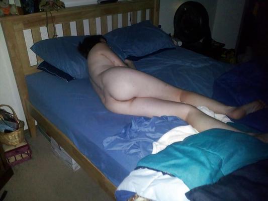 Wifes Cul Serré À Sodomiser Douloureusement
