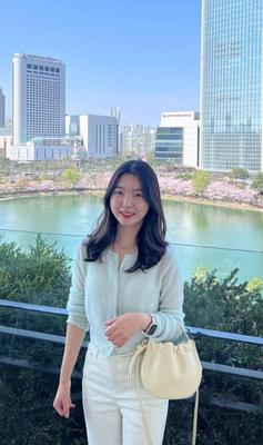 Esposa coreana sem vergonha pode fazer tudo o que quisermos