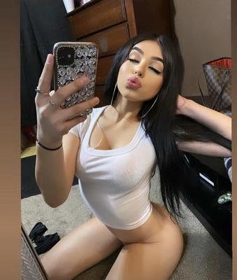 Latina-Freundin
