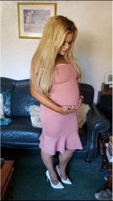 Mujer Embarazada 38