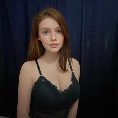 Puta adolescente no desnuda