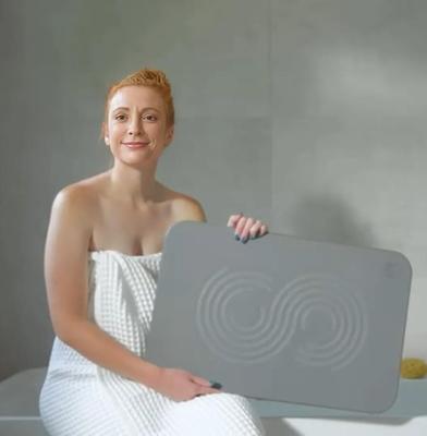 私のお気に入りのコマーシャルガールとしてのキラ・ネリス・ナナ・ビジター