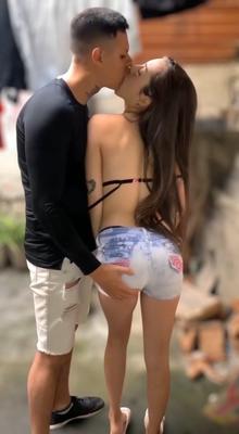Vazou Novinha Gostosa Se Exibindo EDançando