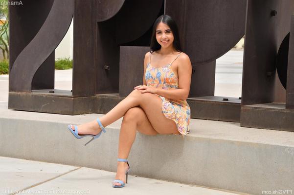 Look my legs 