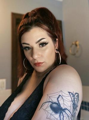 Darko огромные сиськи Большая задница сексуальная Bbw Brunette Girl смешанные горячие выстрелы
