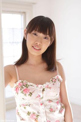 Японская обнаженная модель Kozue Kasiwabara (другая версия)
