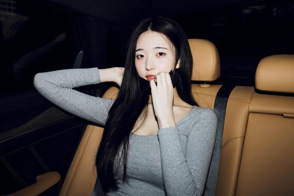 Yeon woo [Moon Night Snap] Только вы.