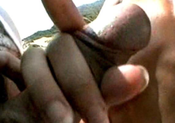 Pascale Me Fait Une Pipe Sur la Plage et avale mon sperme
