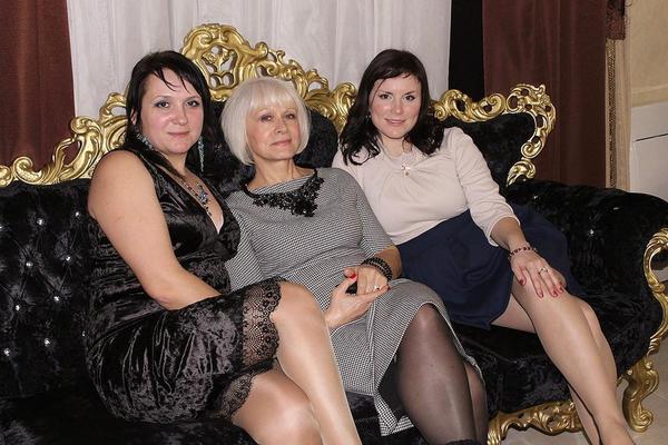 Полем 
