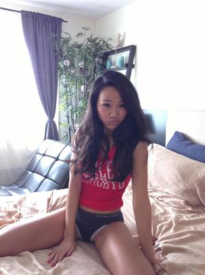 The Pinnacle of Asian Selfies (Tumblr Babes) 