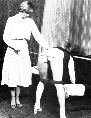 Retro Spanking Martinet Volume Number 