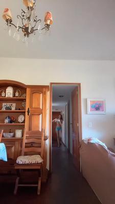 Elle a oublié que son appareil photo était sur