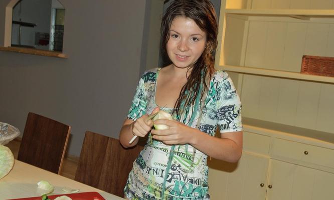 Young Nanna porn star Fun with fruit