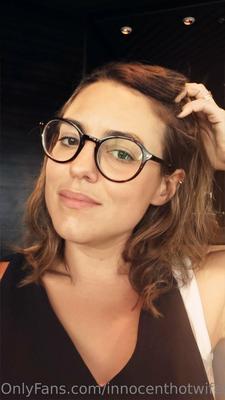 InnocentHotwife Amazing Sexy Curvy Wife with Glasses Hot Shots 
