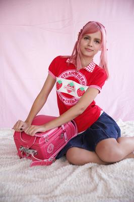 Rufina T TokyoDoll AB