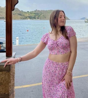 Yo American Slut Julia Faça o que você quiser e ama a BBC