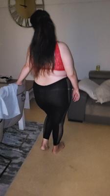 TE HOT ARAB Épouse de Bahrainwife