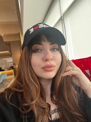 Freshie Big Butt Big Tits Tattooed Revent Anal Girl смешанная горячая S
