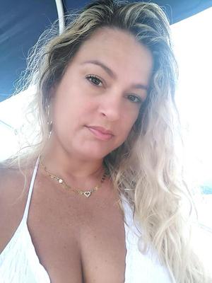 Rostos para cum