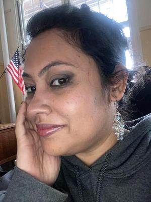 Lolly bengali mahbuba está de volta