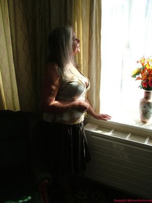 . April Thomas. Fabulous GILF