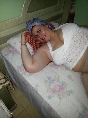 Naughty Iraqi Hijabi BBW