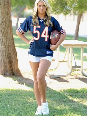 Alison Angel brincar comigo