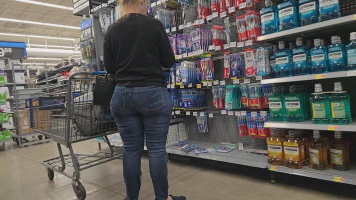 Public Displays of Ass 