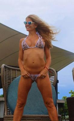 mature bikini