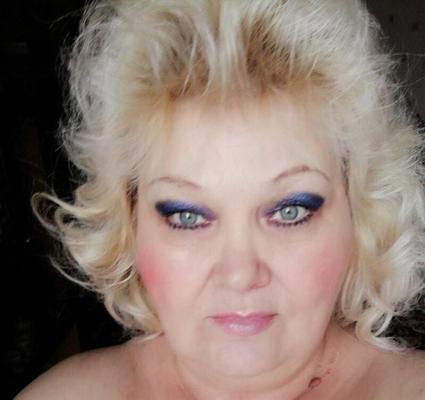 Elena BBW loira madura de Moscou