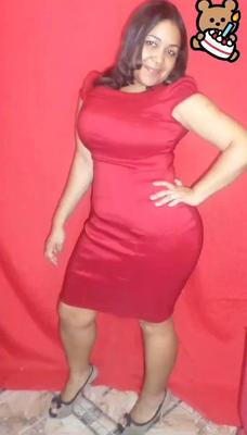 Coroa Dona de CasaEvangélicaはFacebookを行います