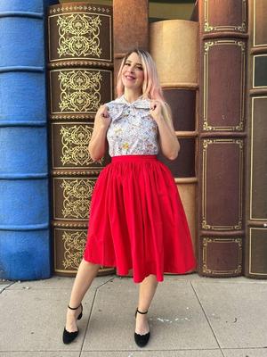 P interest In Beauty Retro Fashion Milf