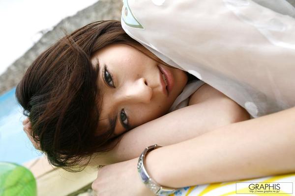 Kumada Graphisgals Narsukiは、眠りに先んじて