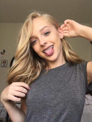 Petite Teen Alyssa