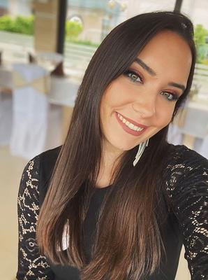 Anna r