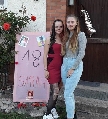 Teen salope allemande Sarah