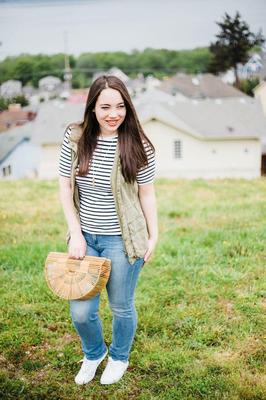P interest In Beauty Young Wife Fashion Blogger