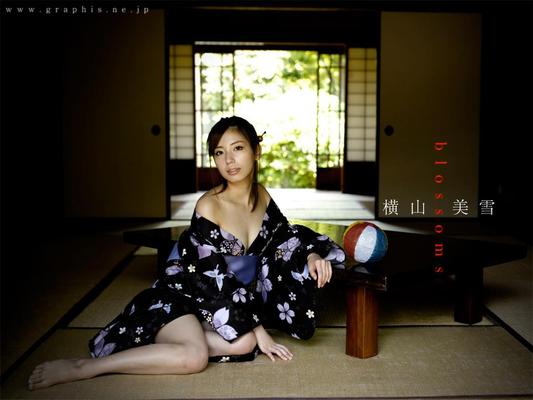 Miyuki yokoyama graphisgals № цветения