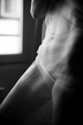 Tom Latrille Boudoir Monochromatik