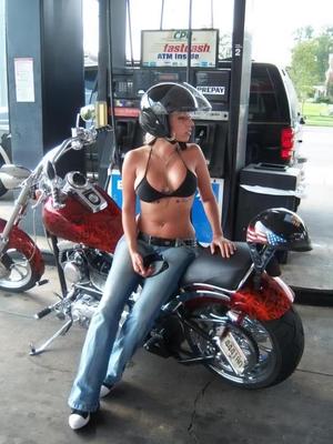 Biker Chicks Moto Girls 