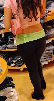 Candid Pawgs Leggings