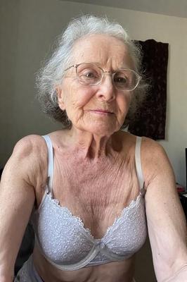 Elderly in Lingerie, vol. 