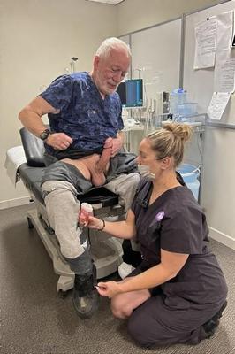 Les infirmières deviennent coquines