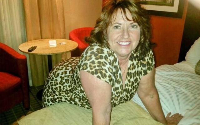 Theresa Sanders Hotwife межрасовая