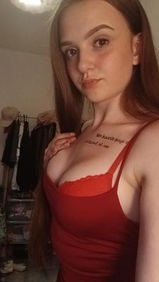 Teen salope Millie