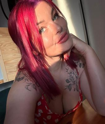 lilouluv big butt big tits redheadbeauty milf mixed hot shots