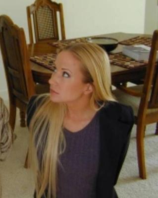 Natalie Jolene Bondage -Modell