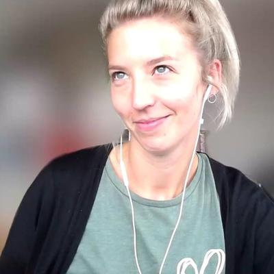 Obligatorische und irreversible Julia M exponierte *pls Share *