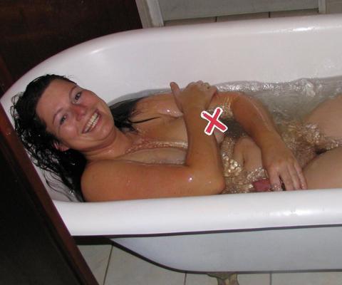 Ma vraie partie de la femme allemande à gros poitrine exposée inconsciente