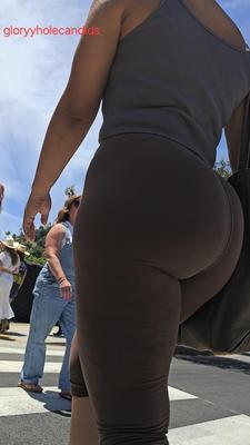 Ciera Rogers in The Wild CANDID Booy Pic